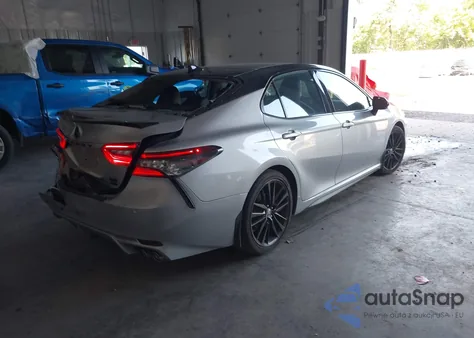 2022 Toyota Camry Xse Awd z USA, uszkodzony, nr VIN 4T1K61BK5NU051226